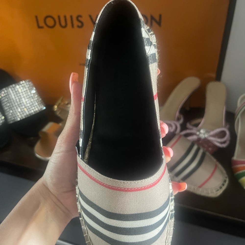 Burberry Classic espadrilles animated with Burberry Icon stripe size 5.5 - Picture 8 of 9